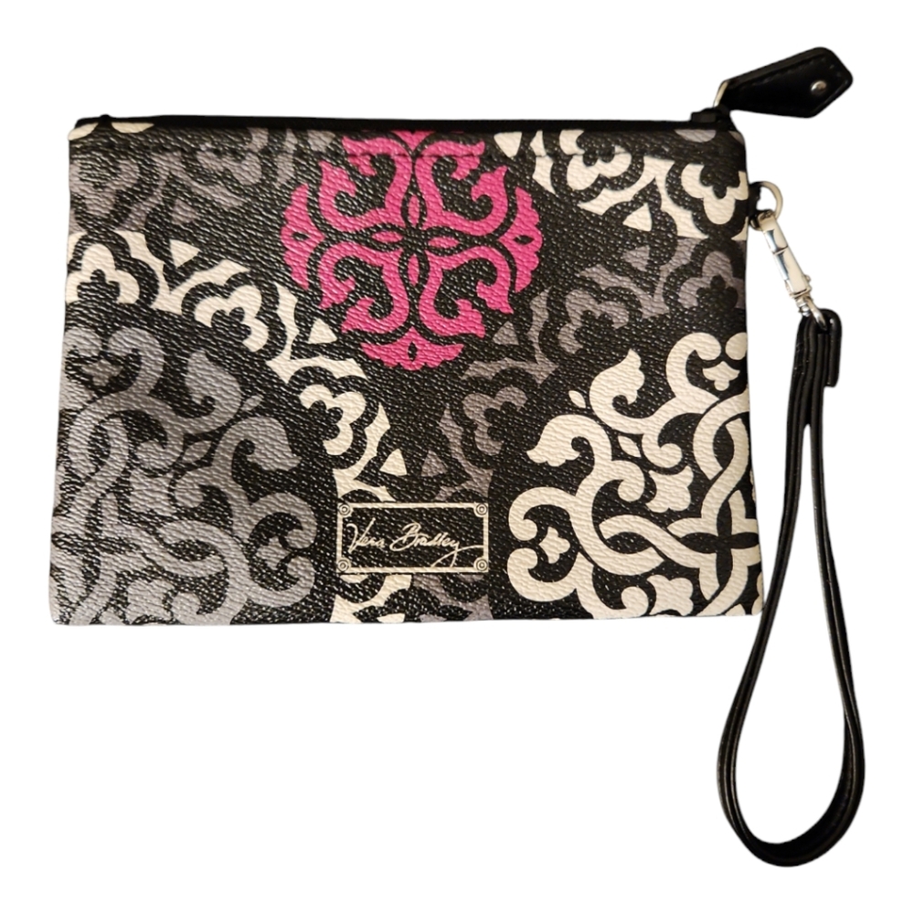 Vera Bradley Canterbury Abstract Wristlet. NWOT